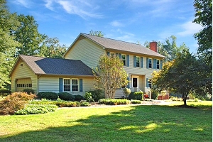 Home for Sale near Charlottesville, Virginia 