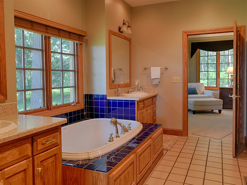 Master Bathroom at Red Horse Farm