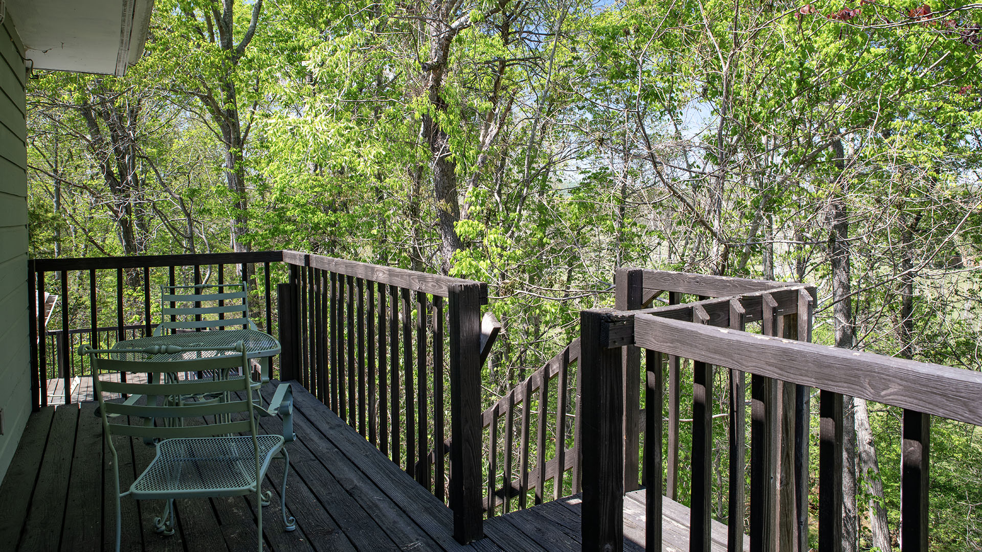 Deck overlooking Buck Island Creek at Scottsville VA home