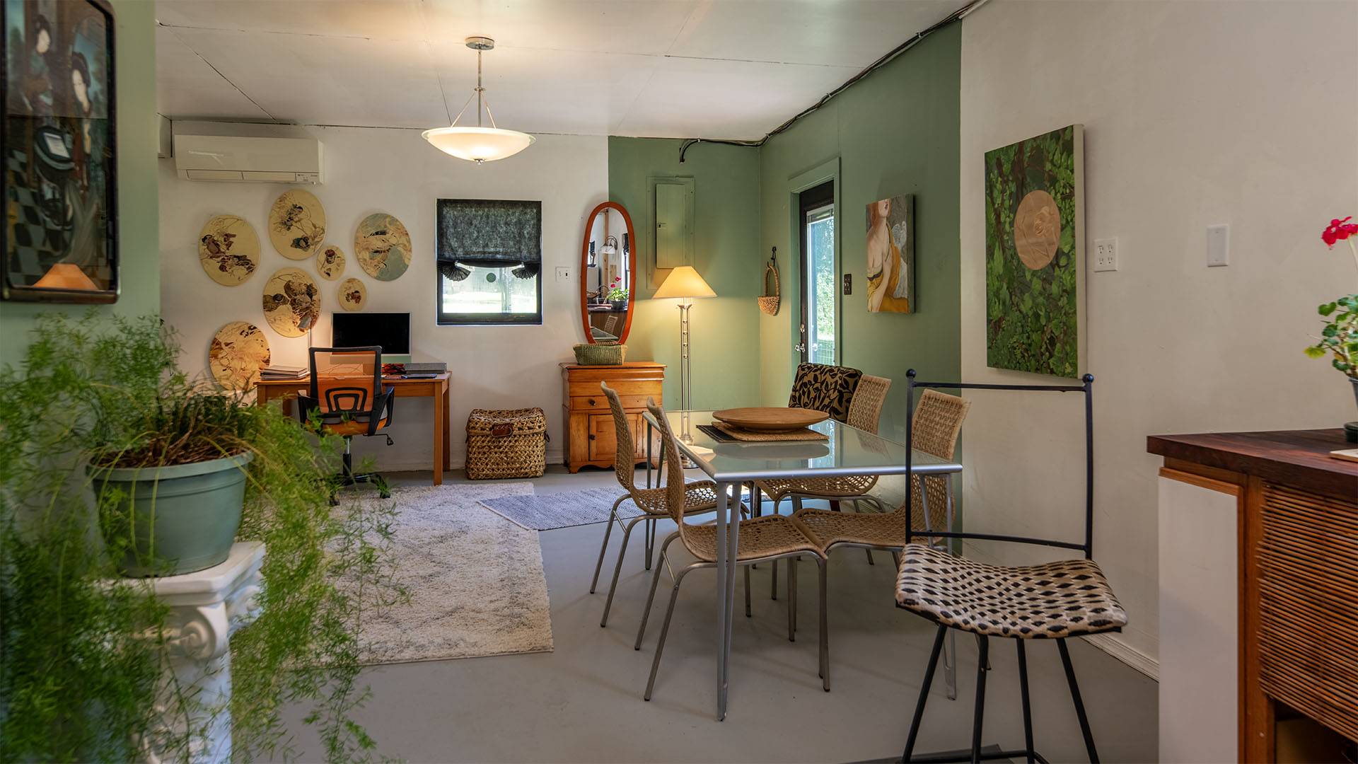 Dining area in detached studio at Scottsville VA home