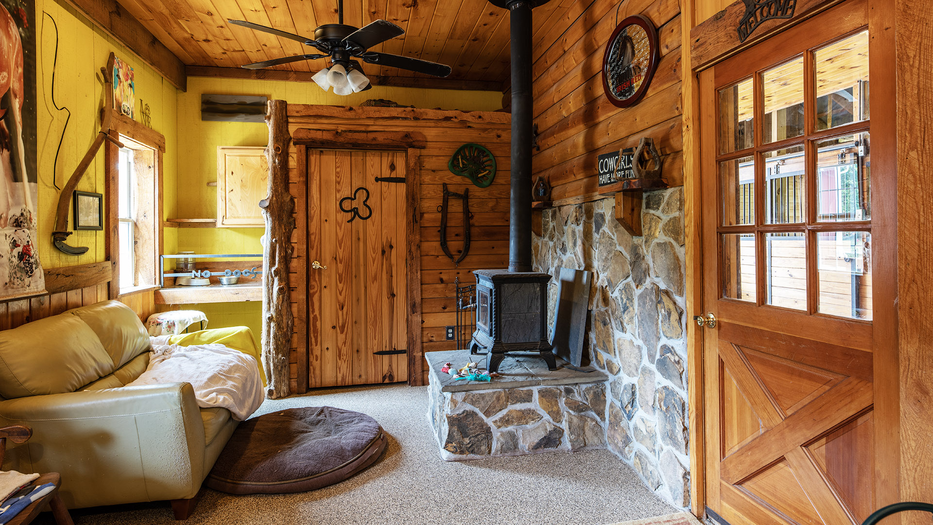 stable office with bathroom at Virginia horse farm in Louisa County