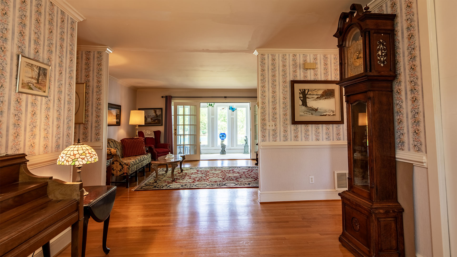 Foyer at Asgardd Farm near Greenwood in Afton VA opening to the living area with hardwood floors
